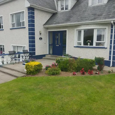 Ros-earl 3* Donegal Town